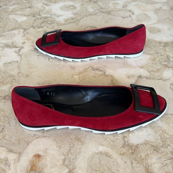 Roger Vivier Red Suede Gommette Ballet Flats - Picture 5 of 15